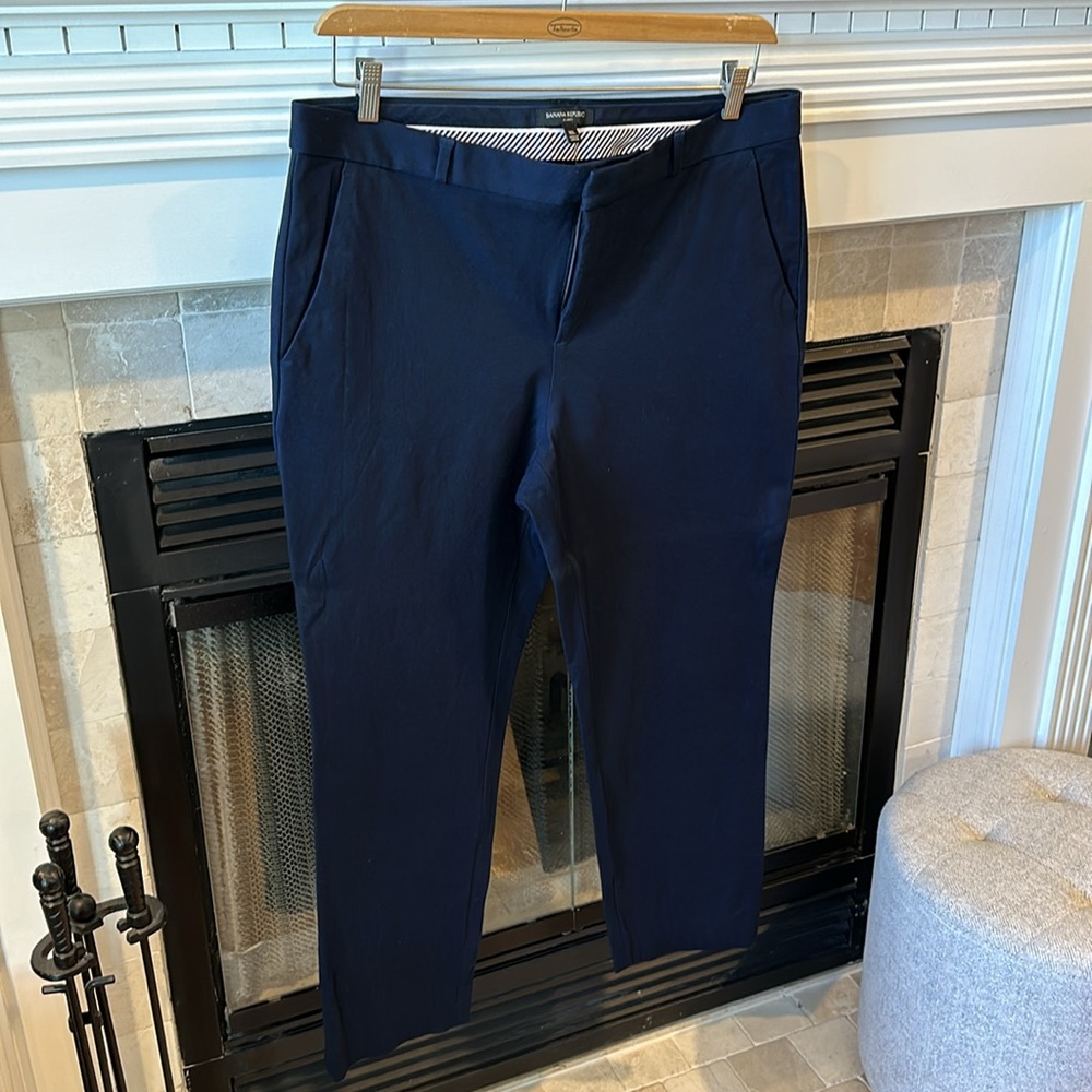 Banana republic Avery size 16long